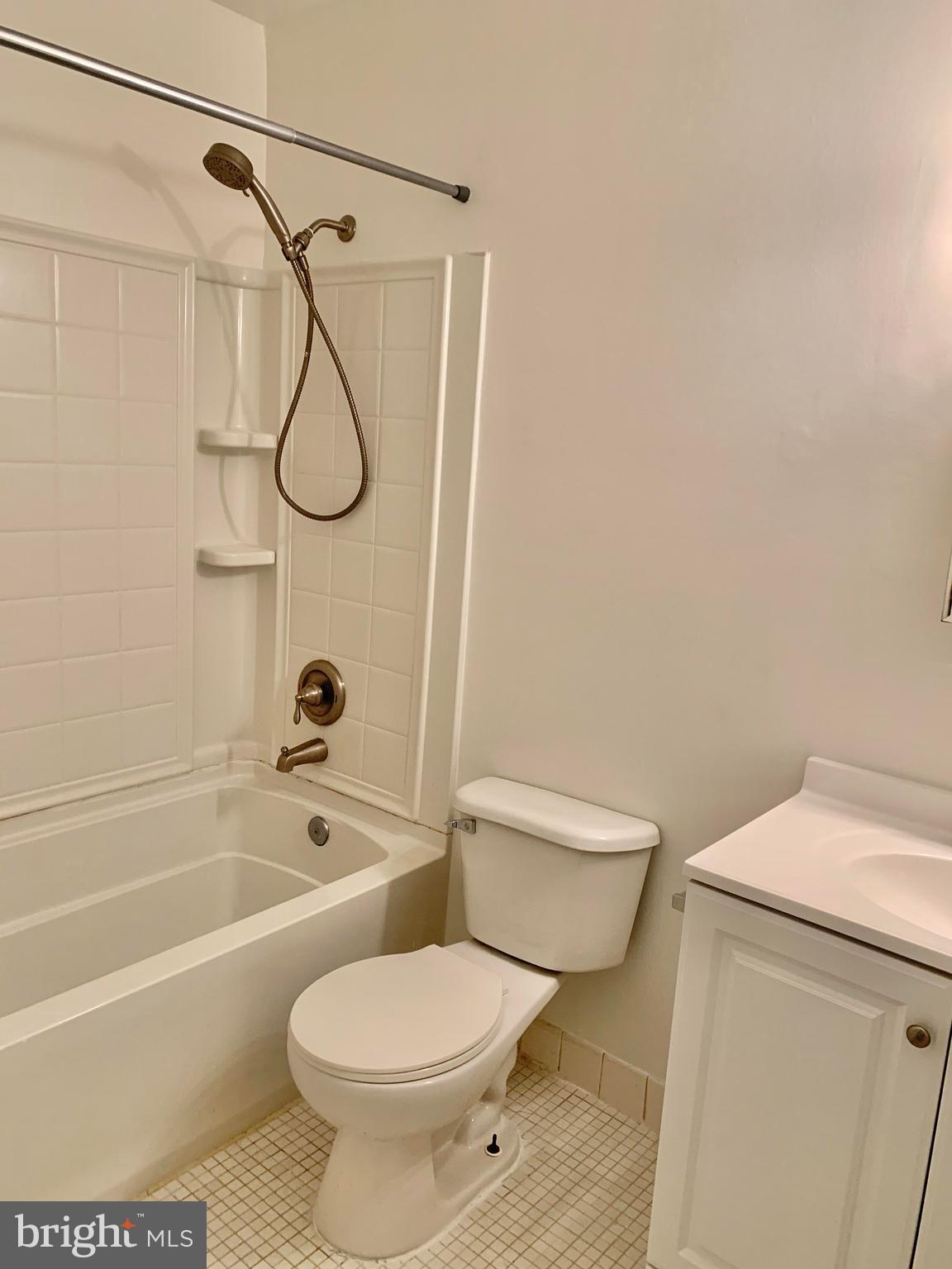 15702 Dorset Road, Unit 138 Laurel, MD 20707 - Photo 22 of 25 BATHROOM