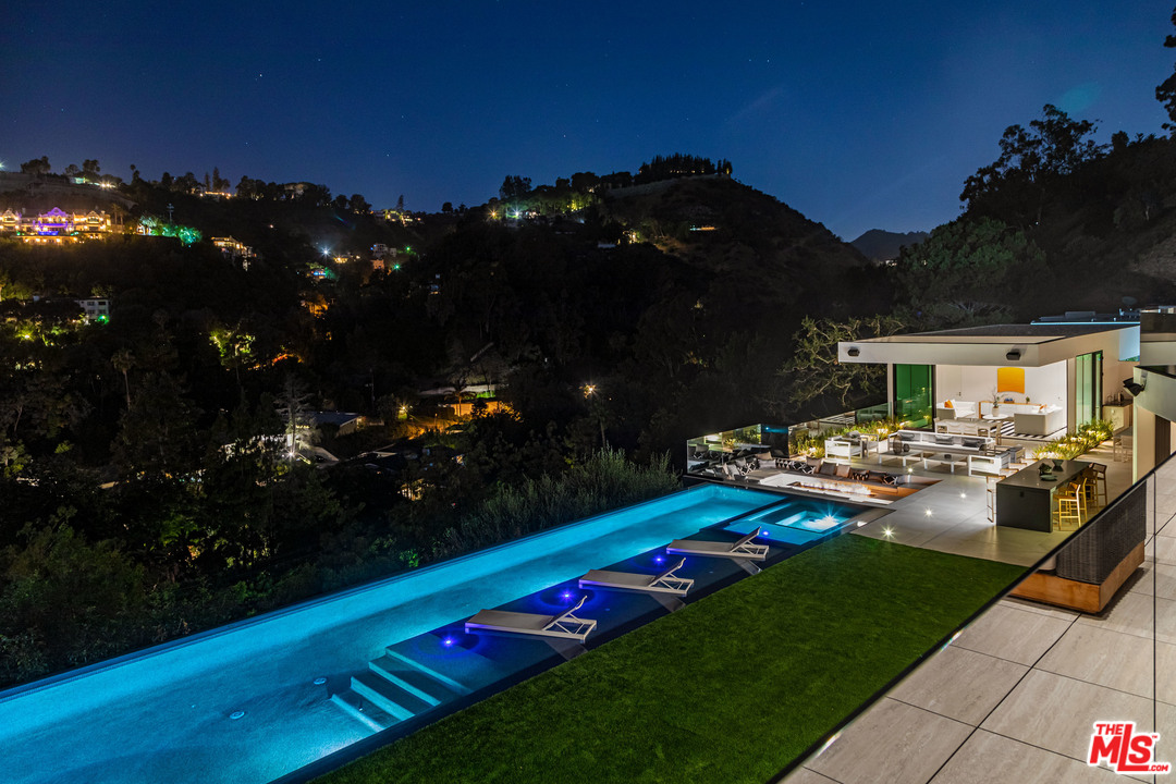 1259 Beverly Estate Drive Beverly Hills, CA 90210 - Photo 41 of 43