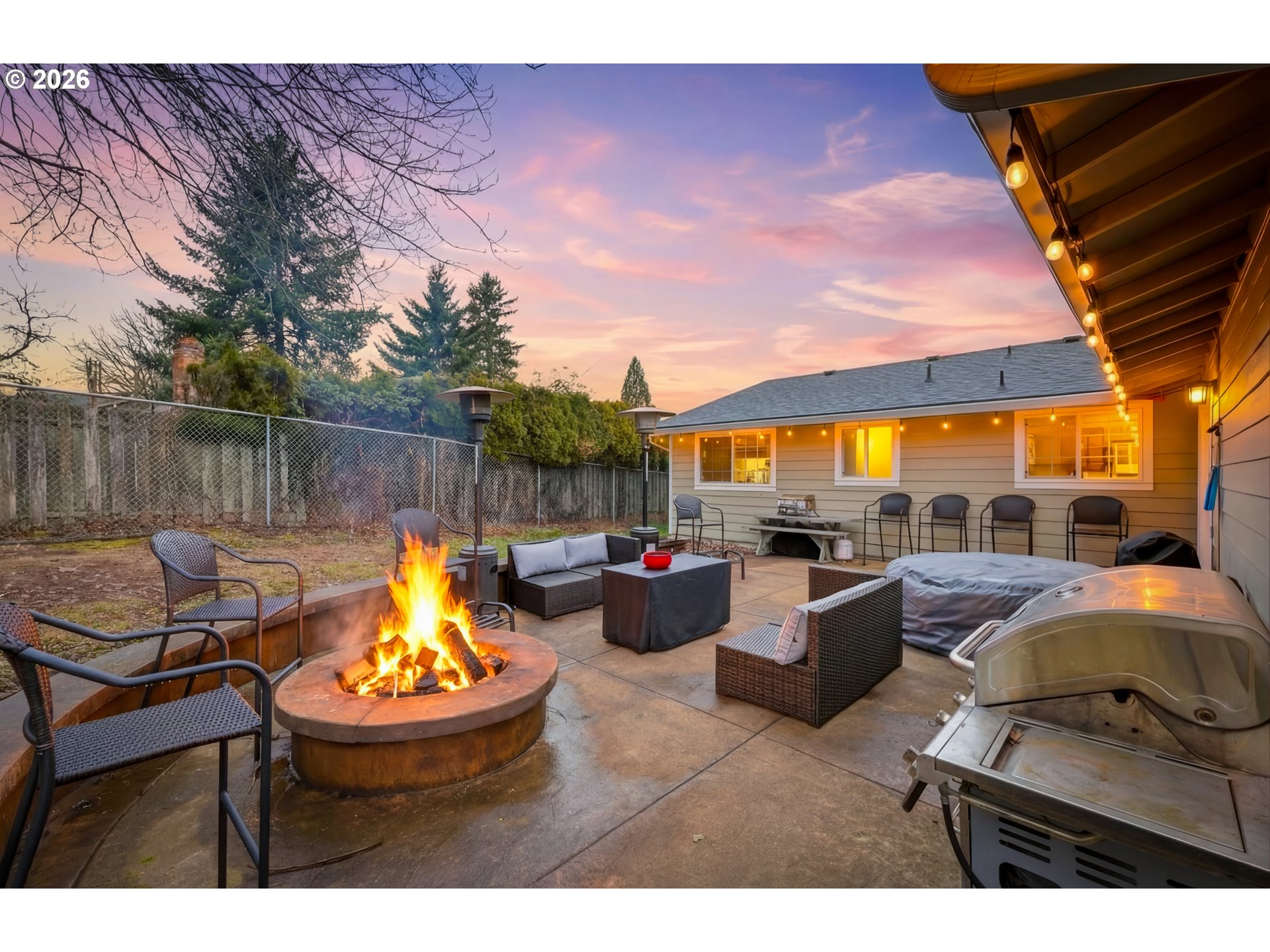 2073 Southeast Kane Avenue Gresham, OR 97080 - Photo 3 of 25 a view of swimming pool with outdoor seating