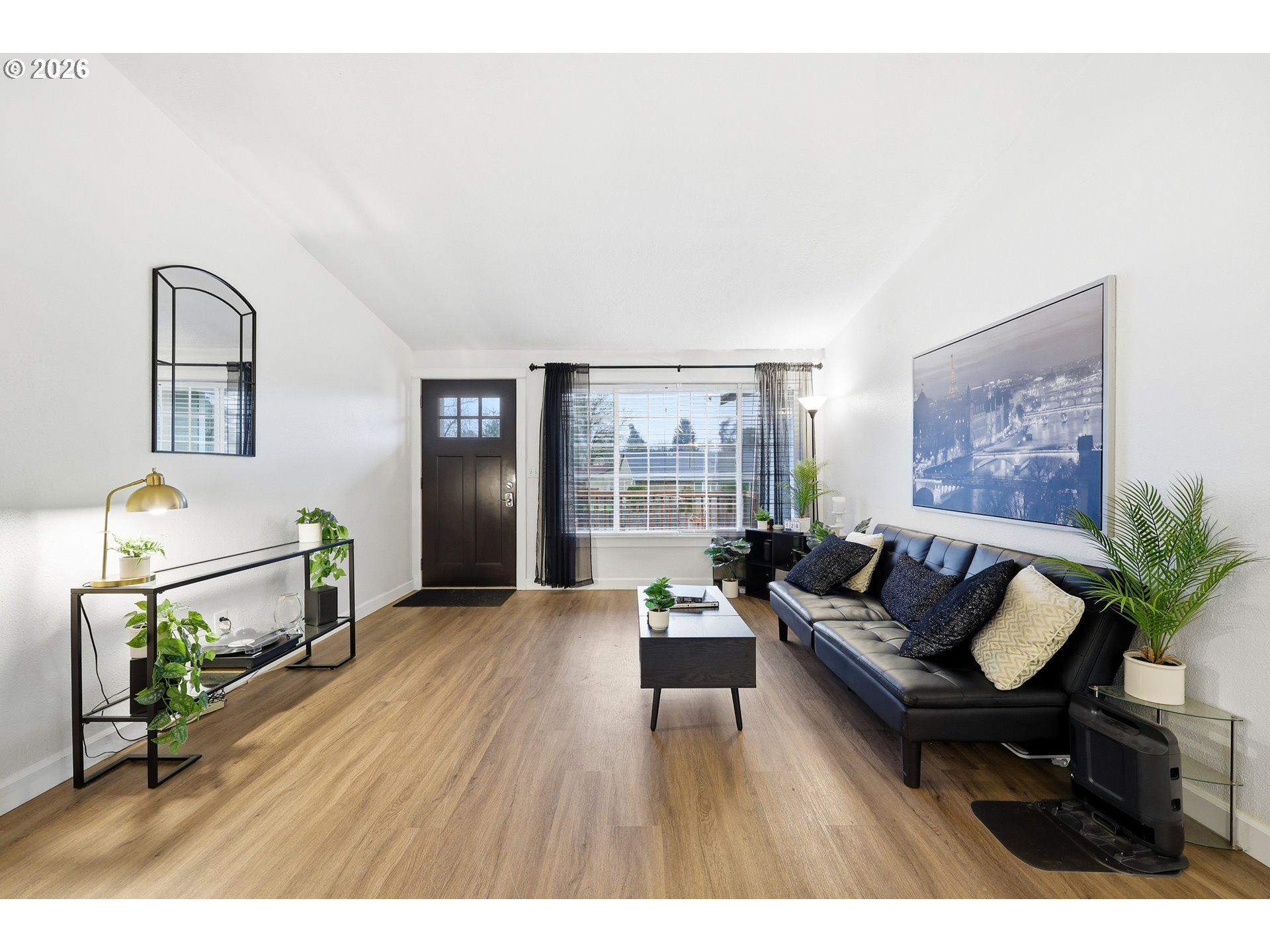 2073 Southeast Kane Avenue Gresham, OR 97080 - Photo 6 of 25 a living room with furniture