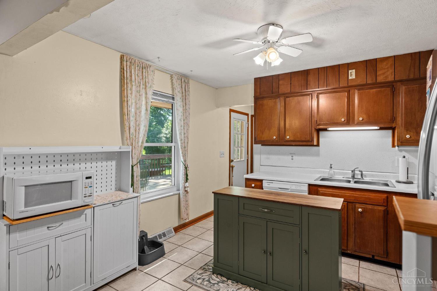 1900 Wayne Road Wilmington, OH 45177 - Photo 18 of 33