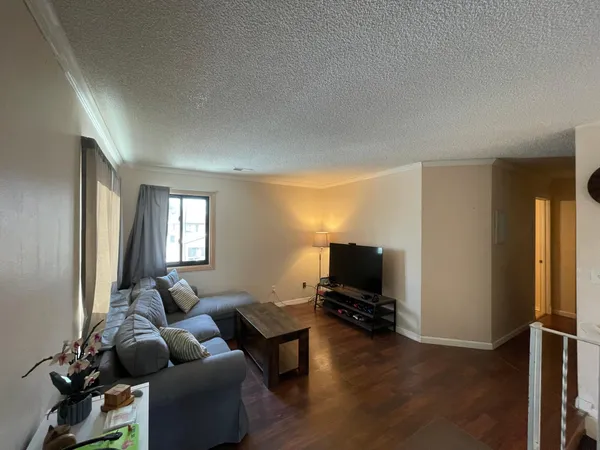 $147,900 | 6536 83rd Court North, Brooklyn Park, MN 55445