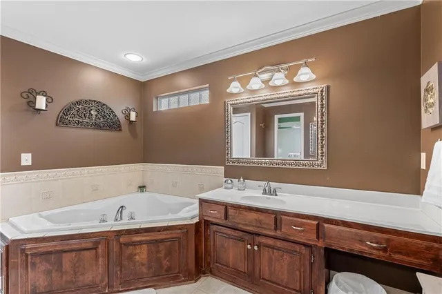 $430,000 | 3920 Southwest Windemere Drive, Lee's Summit, MO 64082