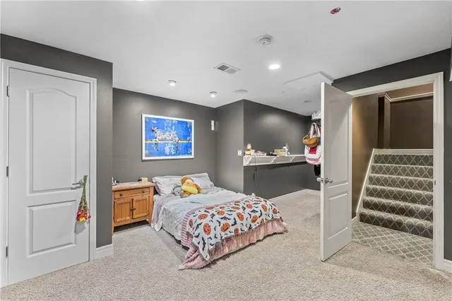 $430,000 | 3920 Southwest Windemere Drive, Lee's Summit, MO 64082