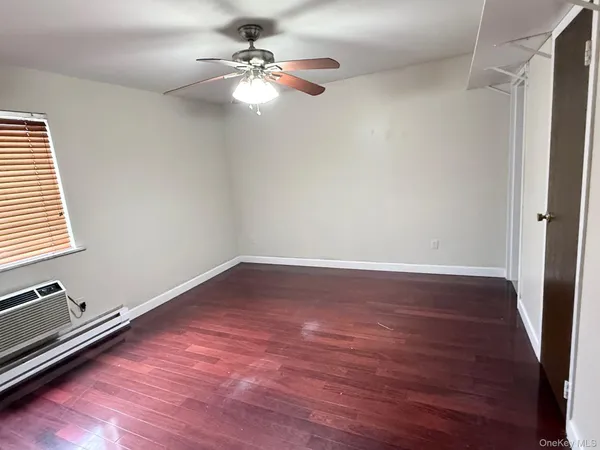 $2,600 | 530 Hudson Avenue, Unit A3, Cedarhurst, NY 11516