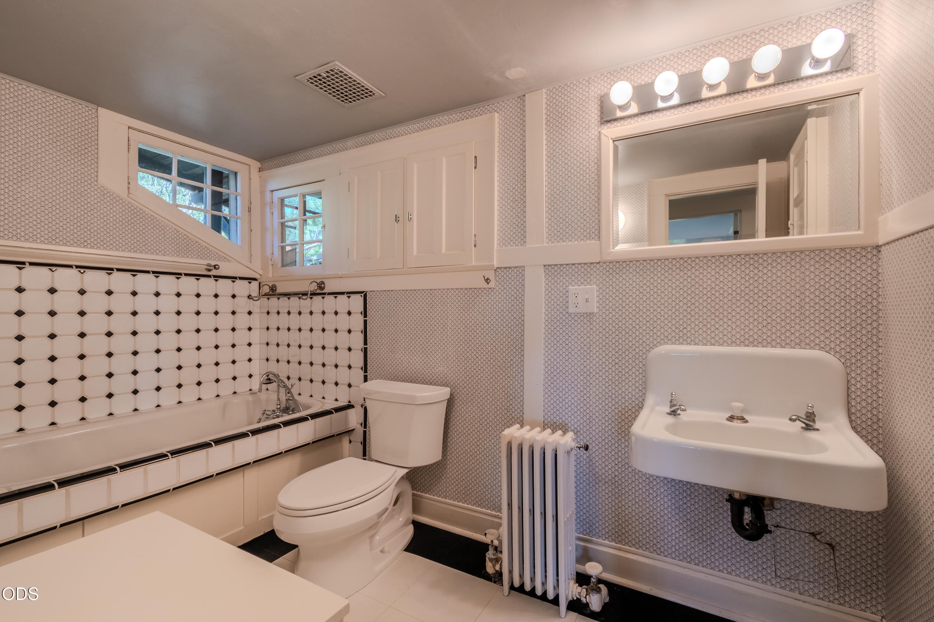 2569 Old Stage Road Medford, OR 97502 - Photo 45 of 83 Gallery Image 45