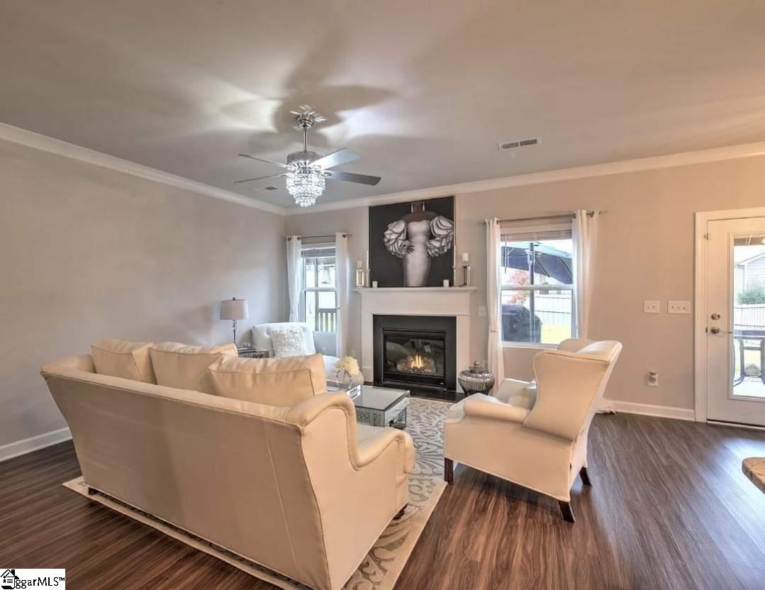 306 River Otter Road Simpsonville, SC 29680 - Photo 8 of 32 Gallery Image 8