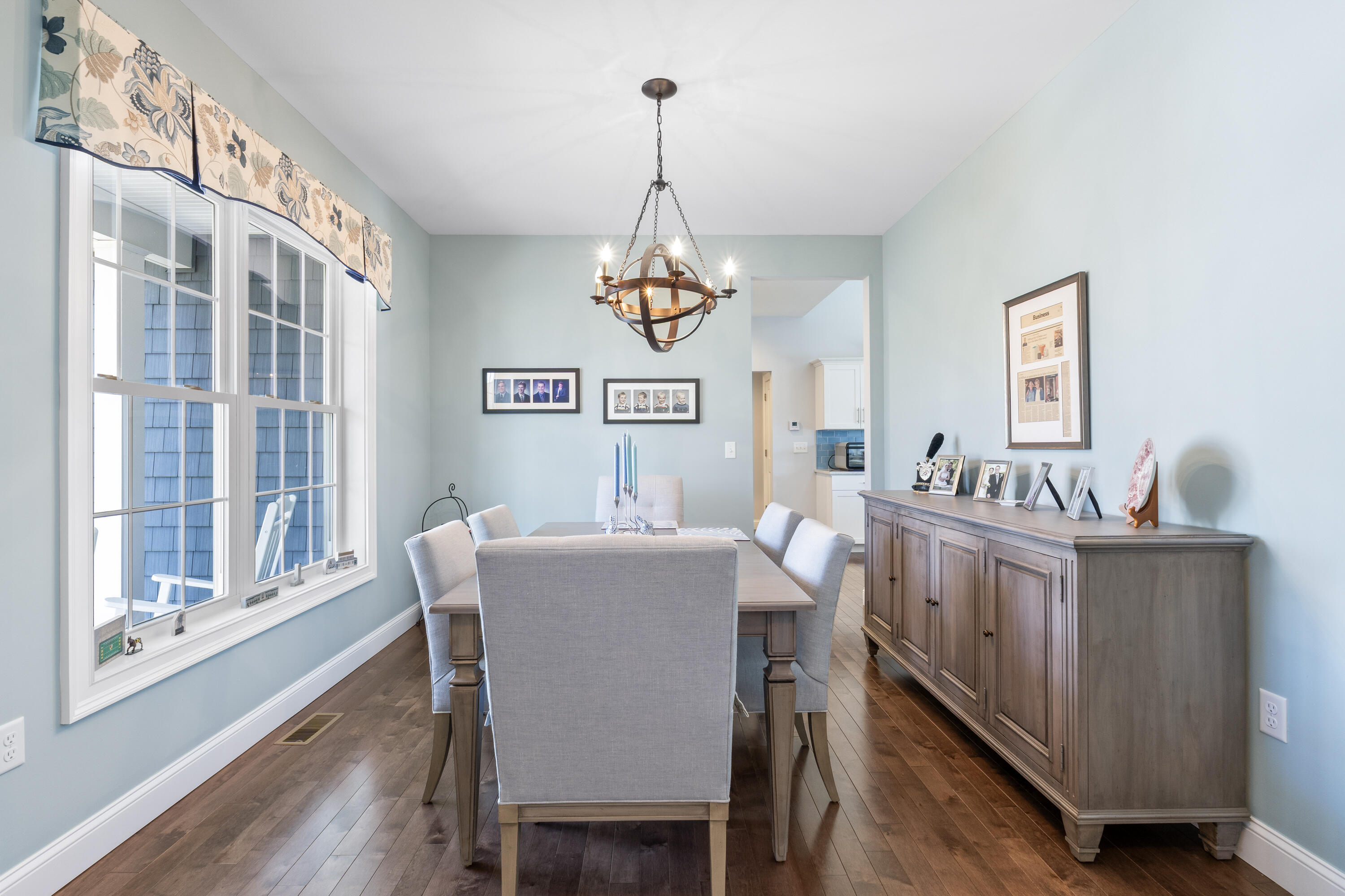 3 Raks Cottage York, ME 03909 - Photo 11 of 60 2RaksDngRm1