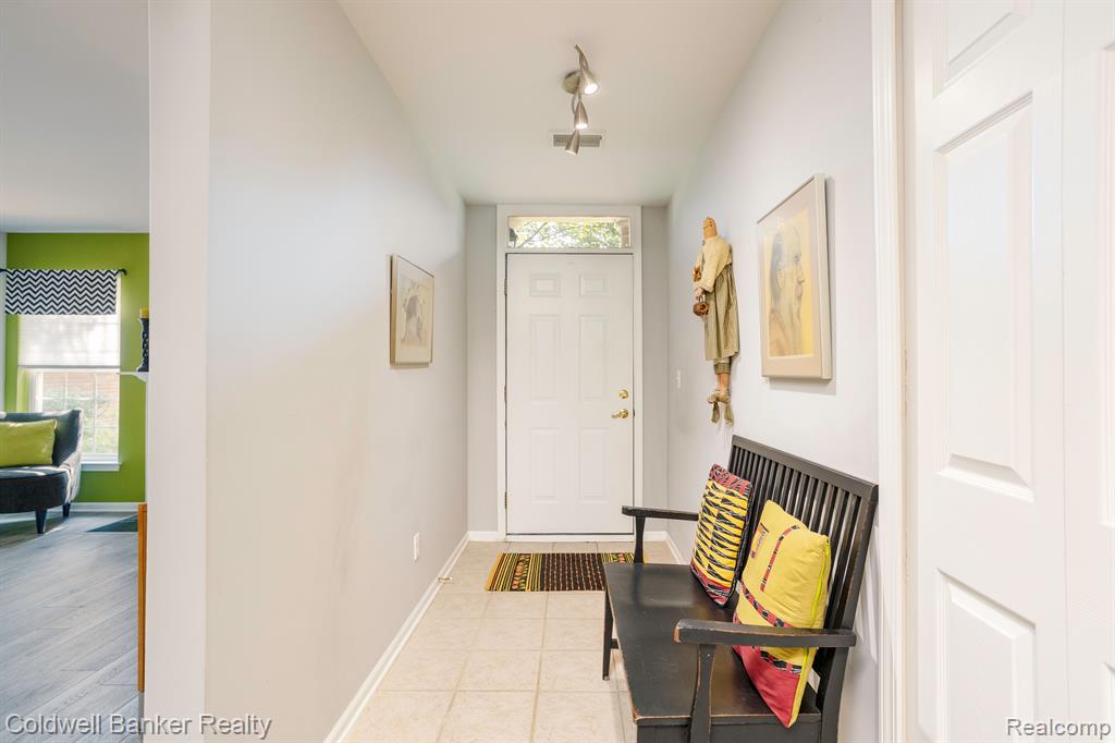 3607 Tremonte Circle, Unit 310 Rochester, MI 48306 - Photo 2 of 42