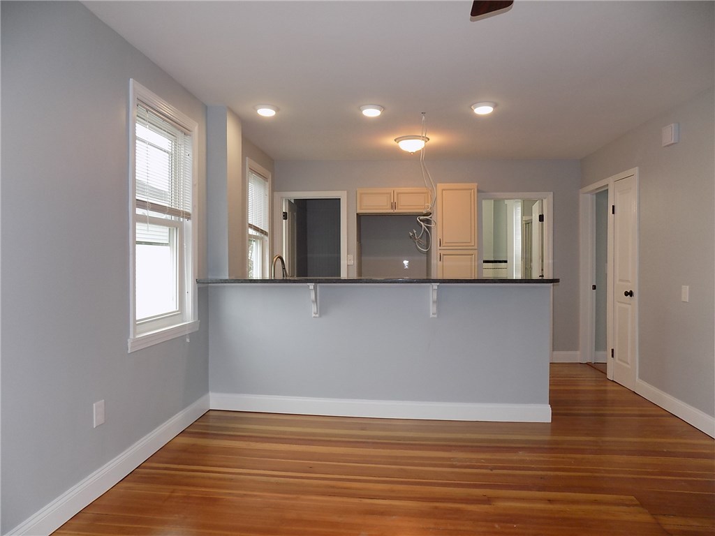 34 Mink Road Providence, RI 02908 - Photo 6 of 13