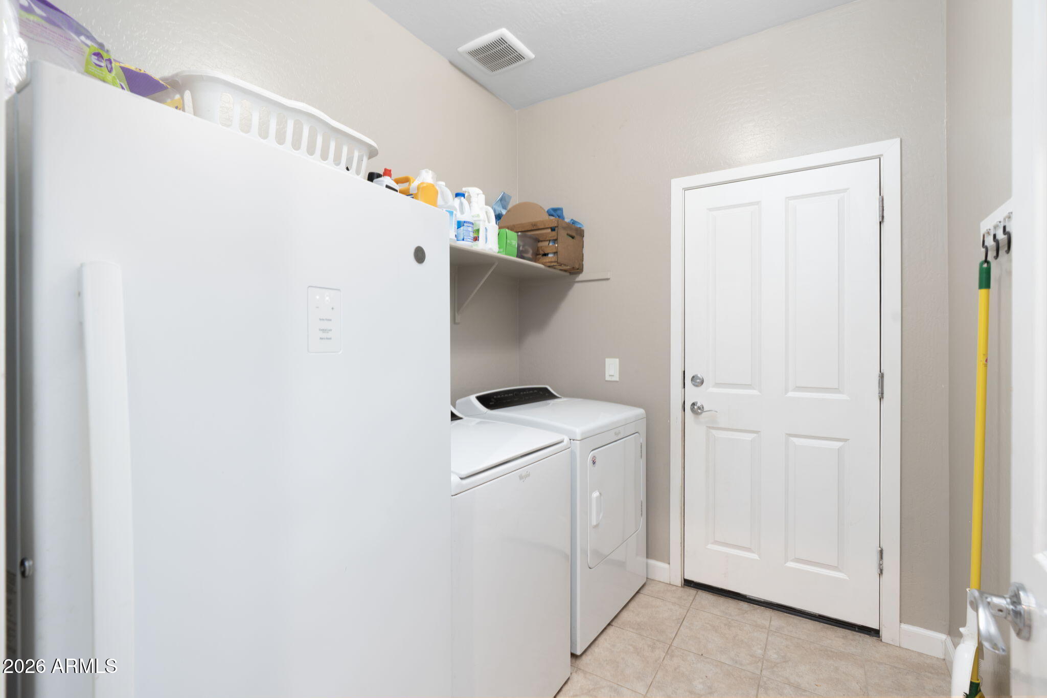 4041 East Amber Lane Gilbert, AZ 85296 - Photo 21 of 31 a utility room with dryer and washer