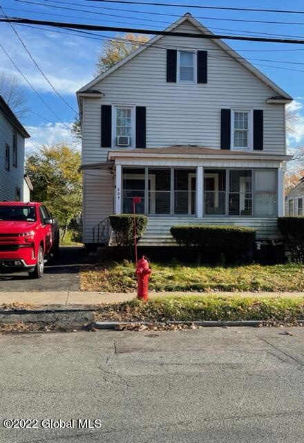 137 Bradford Road Schenectady, NY 12304 - Photo 2 of 40 IMG_6177