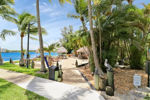 $879,000 | 1748 Jupiter Cove Drive, Unit 417, Jupiter, FL 33469