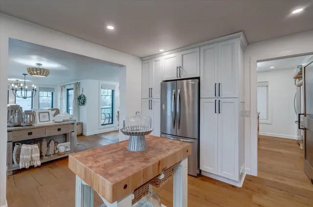 $774,900 | N8595 Sunset Beach Road, Beaver Dam, WI 53916