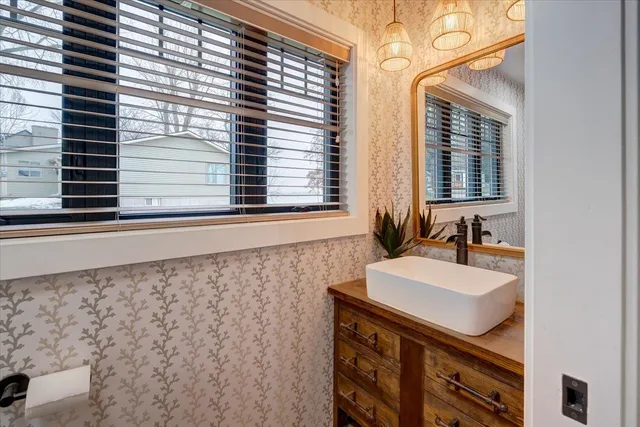 $774,900 | N8595 Sunset Beach Road, Beaver Dam, WI 53916