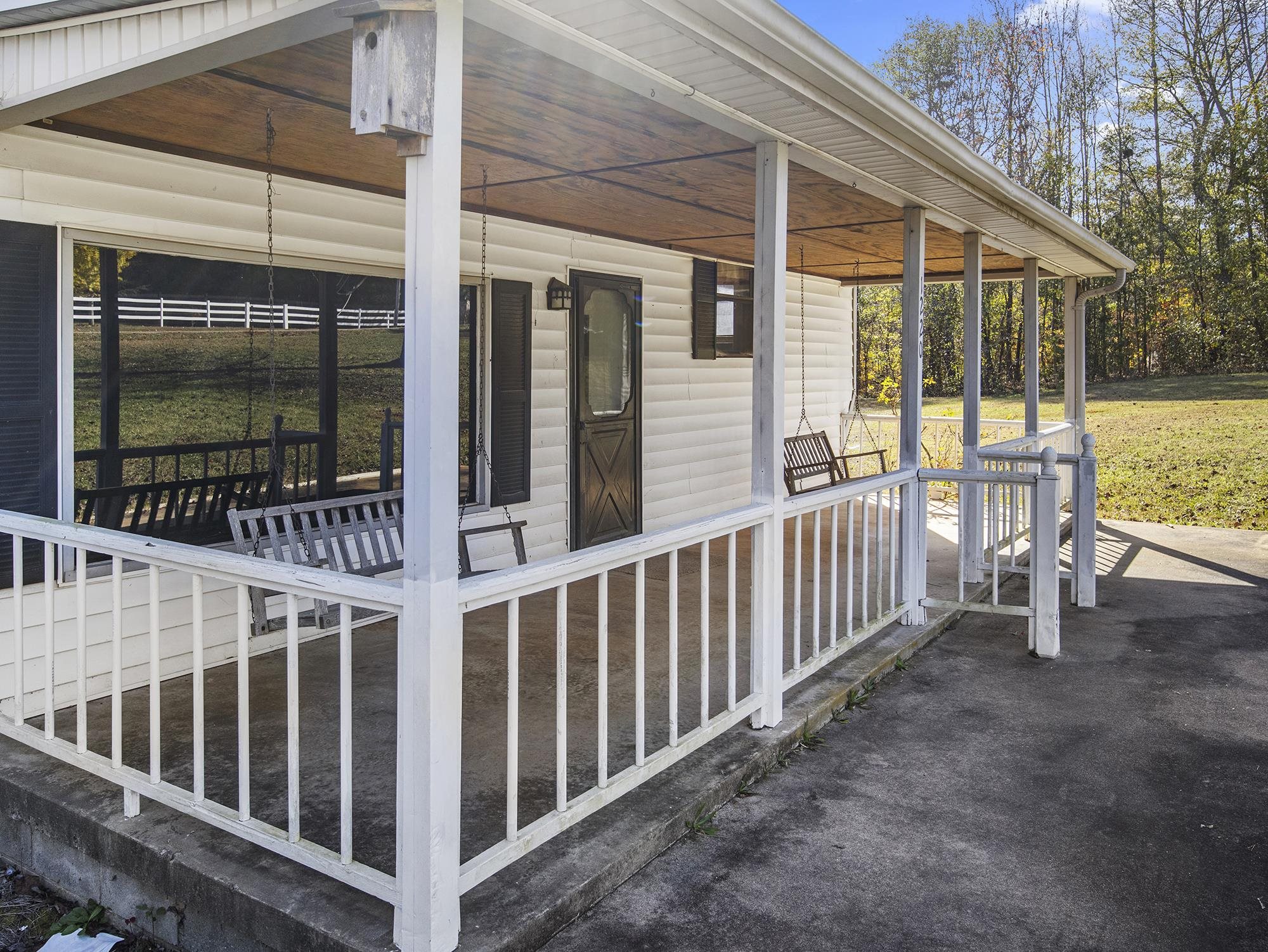 1220 Old Johnson Road Cowpens, SC 29330 - Photo 6 of 24 Gallery Image 6