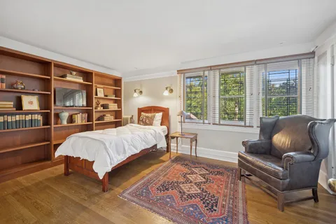 $3,200,000 | 100 Old Green Bay Road, Winnetka, IL 60093