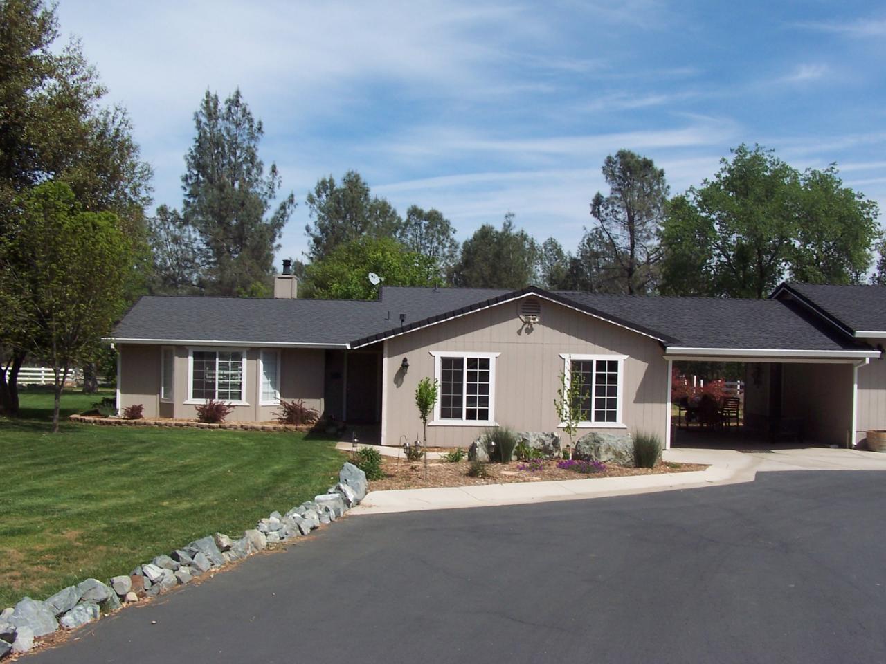 15872 Cloverdale Road Anderson, CA 96007 - Photo 1 of 24 Front Gate