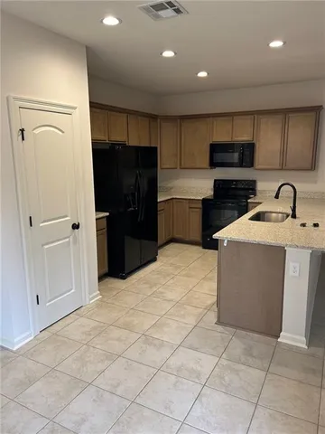 $1,750 | 42176 Cat Tail Road, Ponchatoula, LA 70454