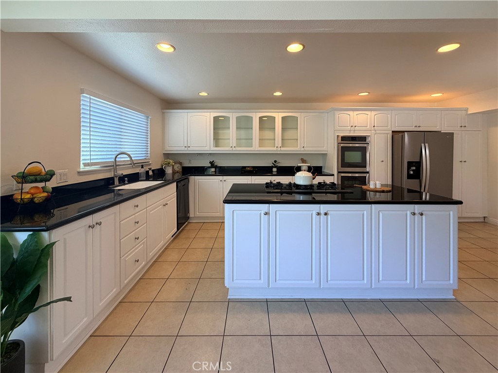 28105 Ridgethorne Court, Unit 45 Rancho Palos Verdes, CA 90275 - Photo 12 of 48 Gallery Image 12