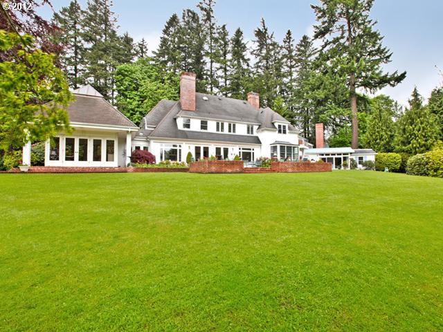 240 Southwest Tryon Hill Road Portland, OR 97219 - Photo 1 of 14 Gallery Image 1
