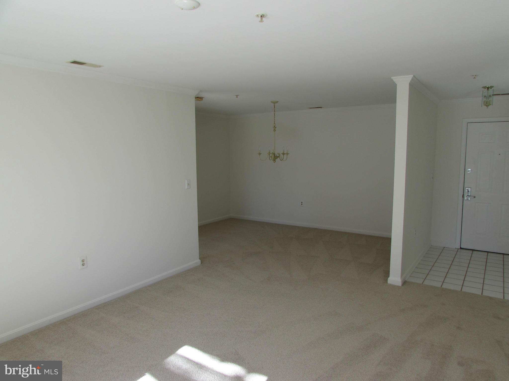 3901 Darleigh Road, Unit H Baltimore, MD 21236 - Photo 3 of 21 Interior (General)
