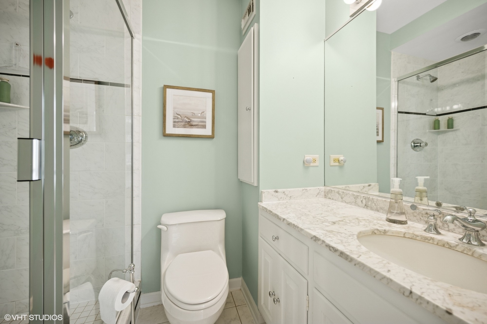1420 Sheridan Road, Unit 4H Wilmette, IL 60091 - Photo 14 of 15 Gallery Image 14