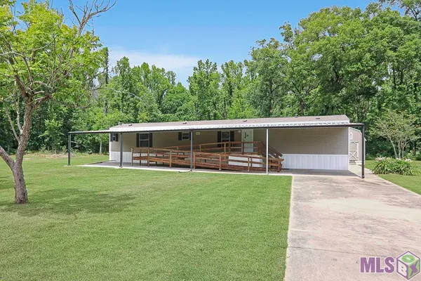 $185,000 | 44222 Trabeaux Street, Sorrento, LA 70778