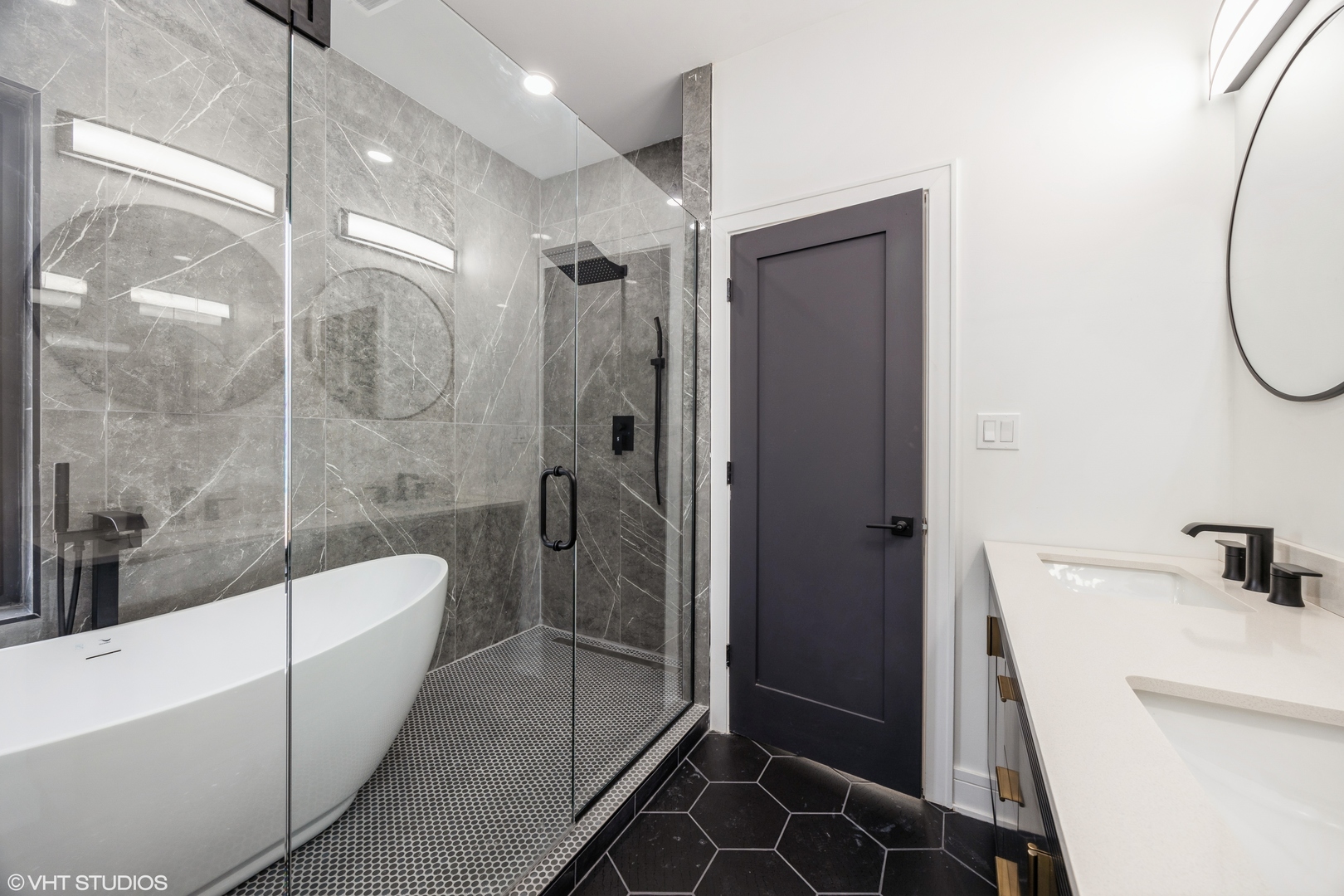 2230 South Ridgeway Avenue Chicago, IL 60623 - Photo 9 of 13 a bathroom with a sink a toilet and shower