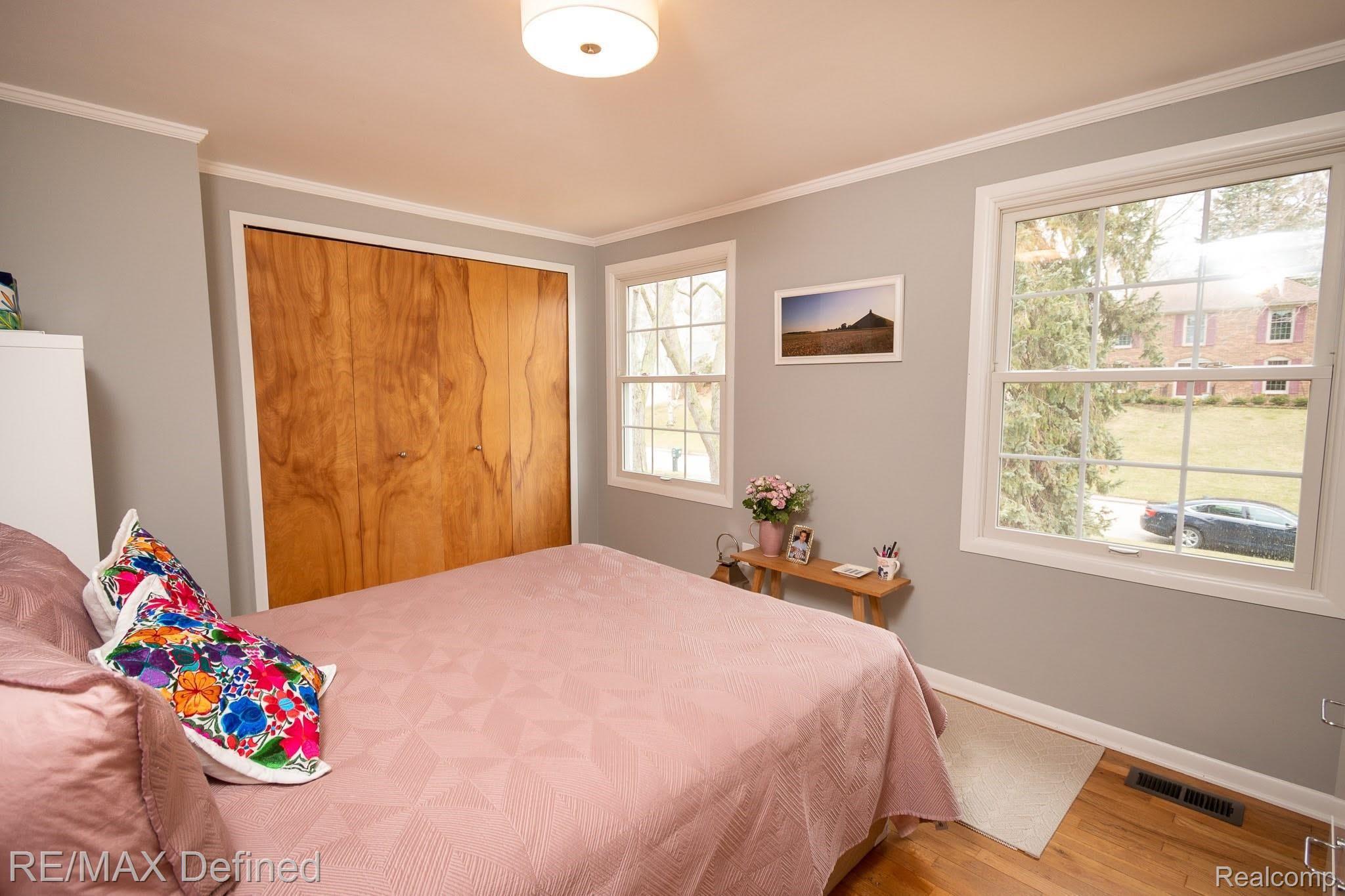674 Campus Road Rochester, MI 48309 - Photo 22 of 48 DSC_0080.jpg