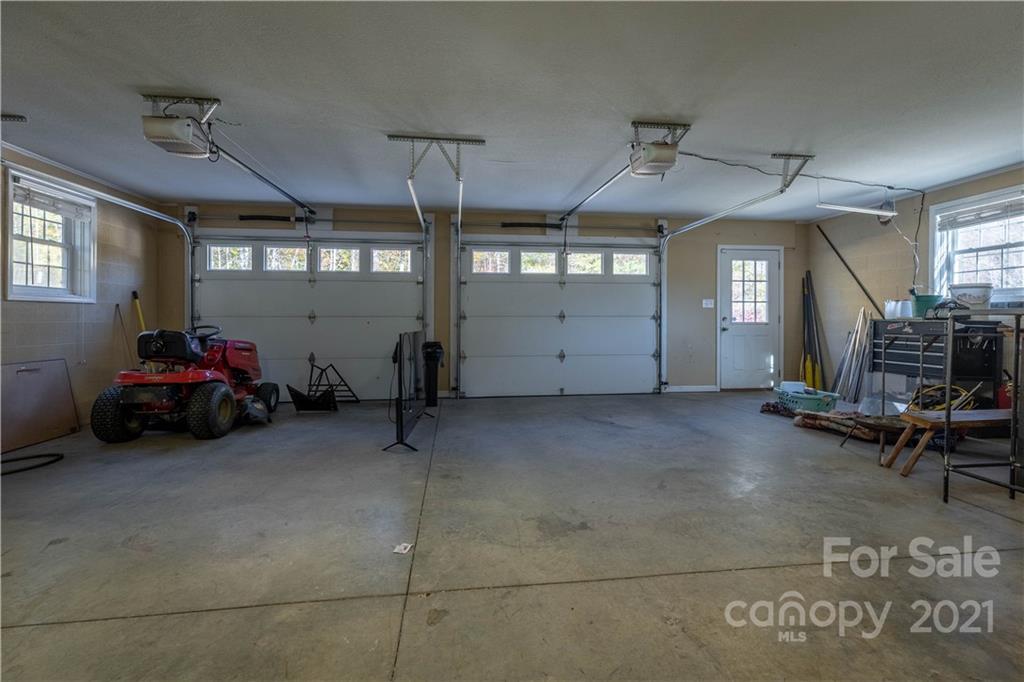 3604 Deerbrook Road Lenoir, NC 28645 - Photo 19 of 21 a view of a garage