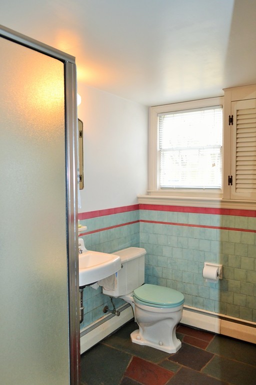 10 Crestline Circle Beverly, MA 01915 - Photo 20 of 22 a bathroom with a toilet and a shower