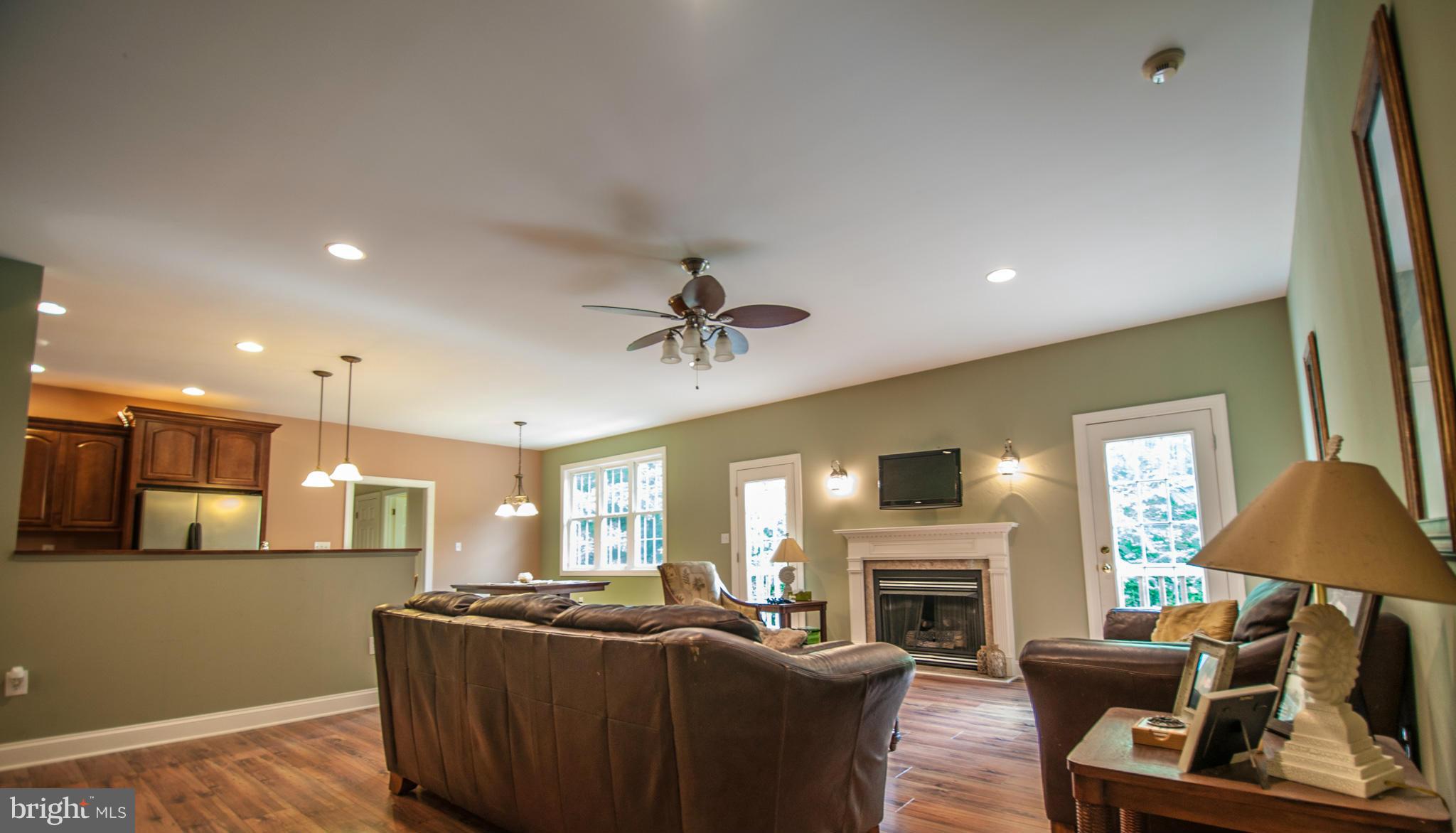 8531 Comorn Road King George, VA 22485 - Photo 12 of 29 Living Room