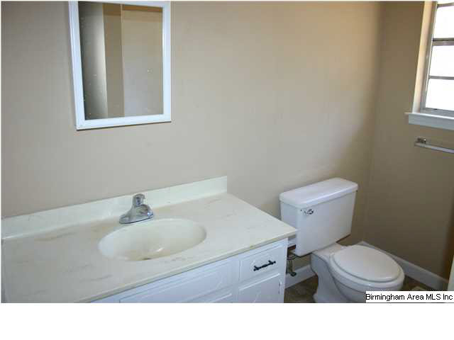 149 Greenridge Road Hueytown, AL 35023 - Photo 8 of 15