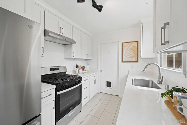 $639,000 | 218 Hillcrest Avenue, Benicia, CA 94510