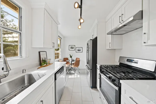 $639,000 | 218 Hillcrest Avenue, Benicia, CA 94510