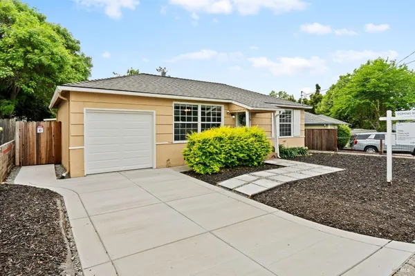 $639,000 | 218 Hillcrest Avenue, Benicia, CA 94510