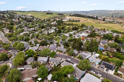 $639,000 | 218 Hillcrest Avenue, Benicia, CA 94510