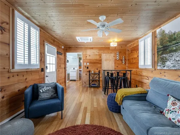 $2,400 | 6 Brunetto Grove, Morris, CT 06763