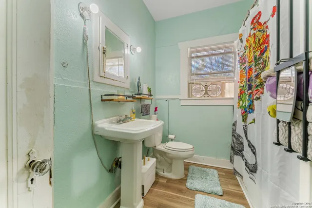 $175,000 | 1427 East Pyron Avenue, San Antonio, TX 78214