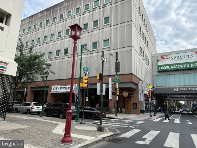 $1,650 | 910 Arch Street, Unit 2M, Philadelphia, PA 19107