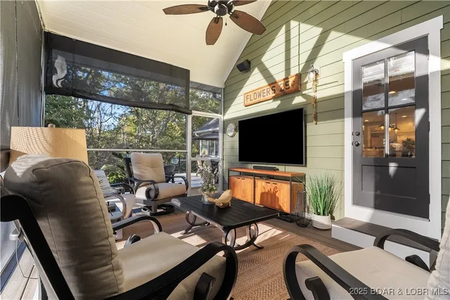 $1,400,000 | 336 Cherry Hill Lane, Lake Ozark, MO 65049