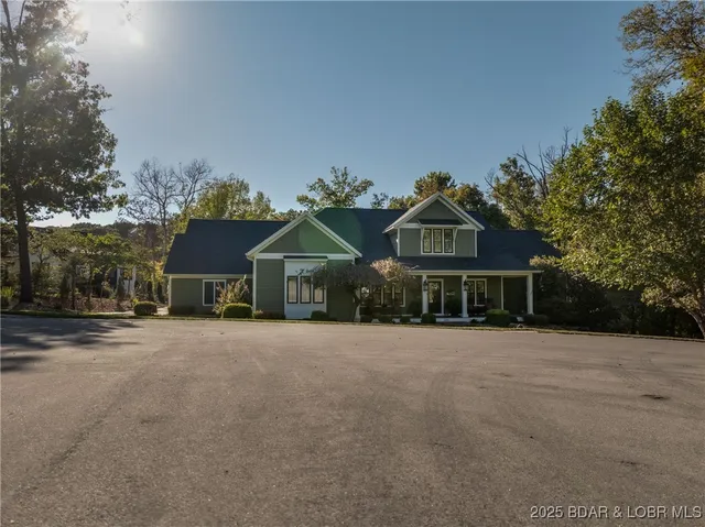 $1,400,000 | 336 Cherry Hill Lane, Lake Ozark, MO 65049