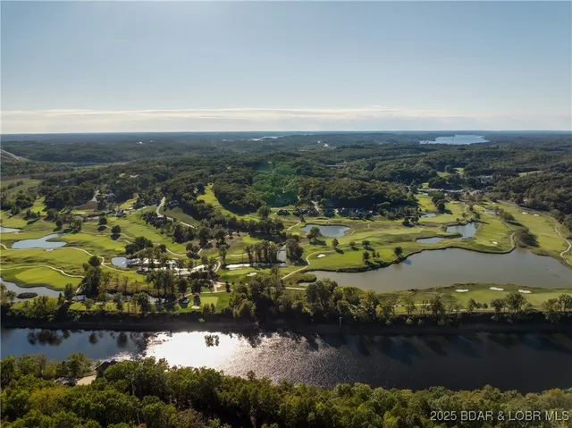$1,400,000 | 336 Cherry Hill Lane, Lake Ozark, MO 65049