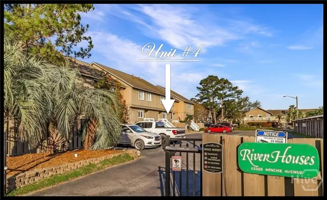 $2,500 | 12502 Apache Avenue, Unit 4, Savannah, GA 31419