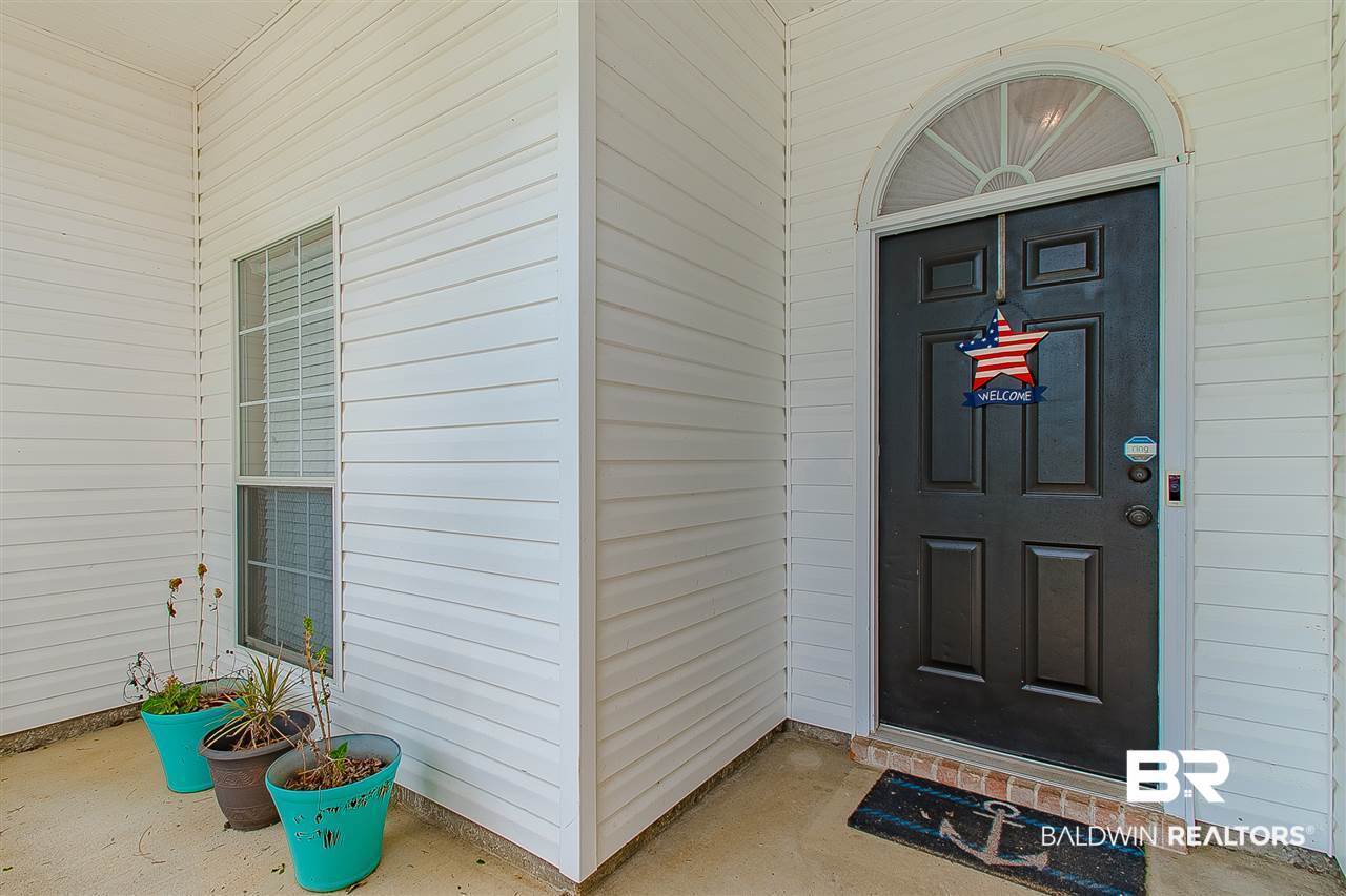 9211 Huckleberry Drive Daphne, AL 36527 - Photo 3 of 35 All Brick & Vinyl