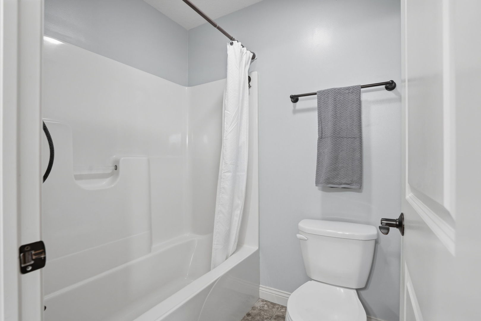 4889 Allen Road Bettendorf, IA 52722 - Photo 22 of 40