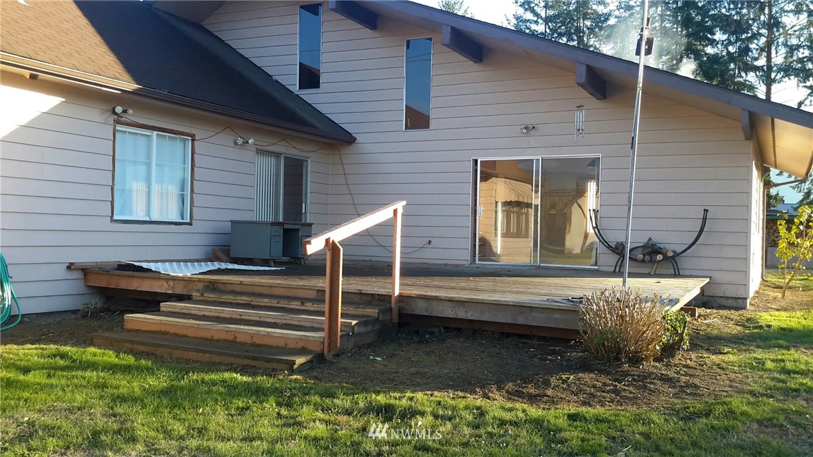 1017 Wicker Road Sedro-Woolley, WA 98284 - Photo 23 of 24 Gallery Image 23