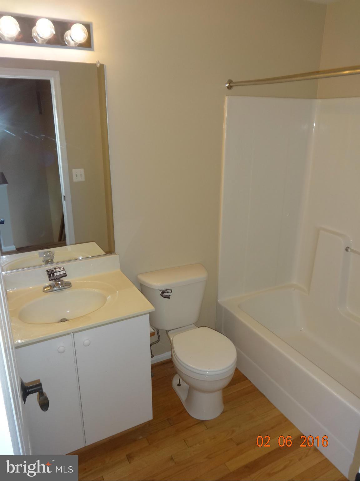 660 Kittendale Road Baltimore, MD 21220 - Photo 10 of 13 Bath