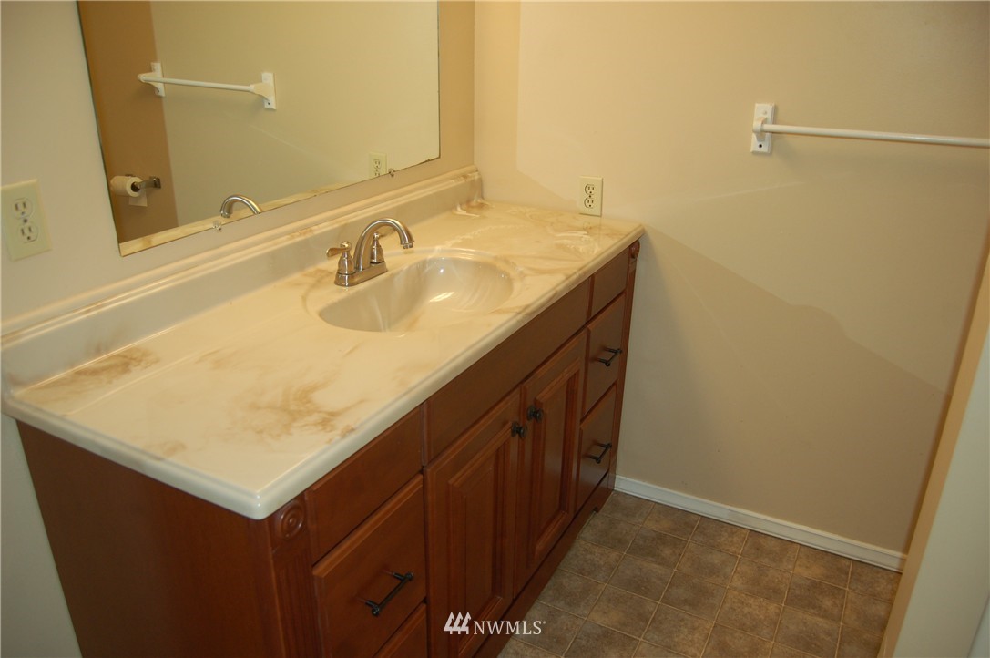 1113 Southwest Lake Roesiger Road Snohomish, WA 98290 - Photo 12 of 18